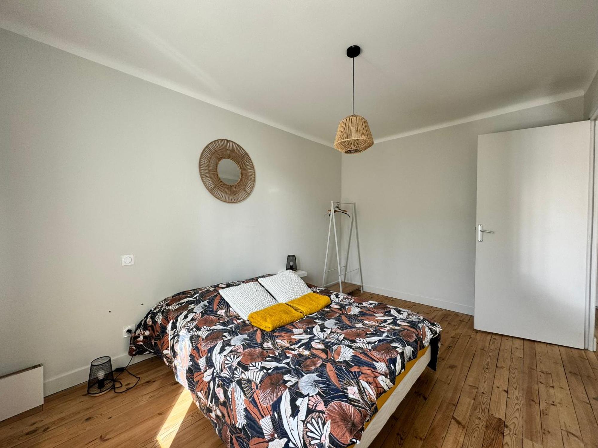 Le 122 - Parking Apartment Rodez Exterior photo