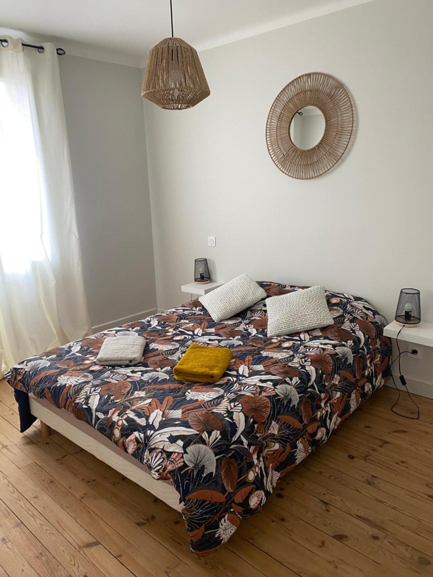 Le 122 - Parking Apartment Rodez Exterior photo